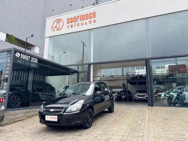 Carro Chevrolet Celta 2013 LS 1.0 (Flex) 4p