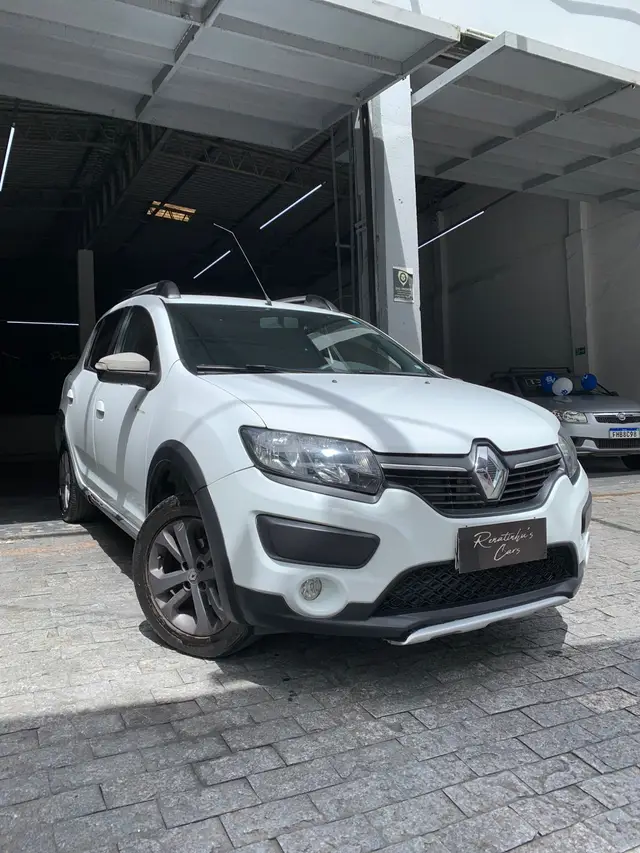 Carro Renault Sandero Stepway 2017 Rip Curl 1.6 8V Easy-R (Flex)
