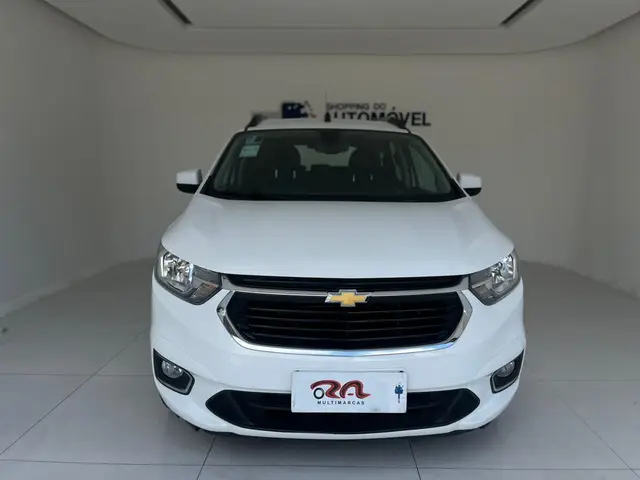 Carro Chevrolet Spin 2023 Premier 1.8 (Aut.)