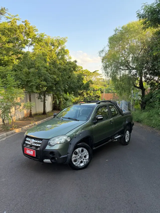 Carro Fiat Strada 2012 Adventure 1.8 16V (Flex) (Cabine Dupla)