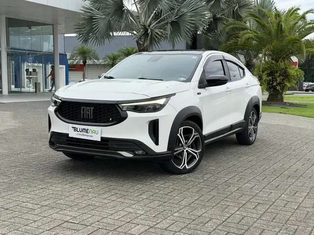 Carro Fiat Fastback 2023 Turbo 270 Limited Edition
