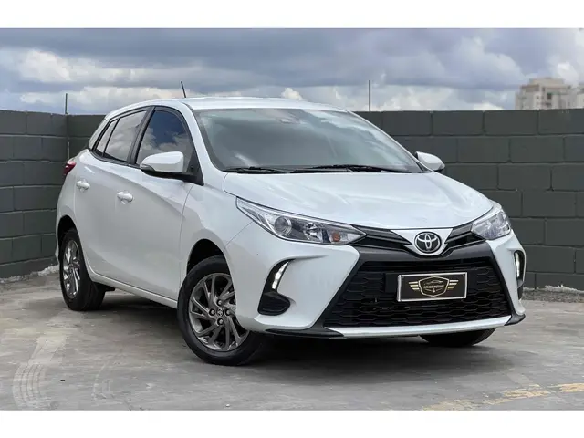 Carro Toyota Yaris Sedan 2023 XS 1.5 (Flex) (Aut)
