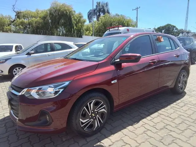 Carro Chevrolet Onix Plus 2025 LT 1.0