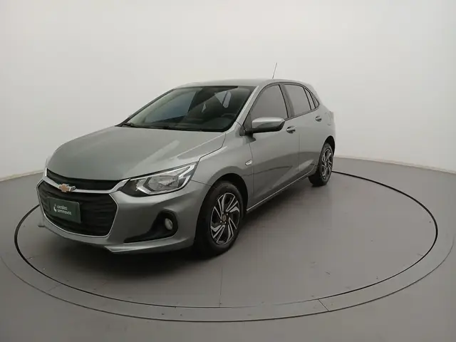 Carro Chevrolet Onix Plus 2025 LT 1.0