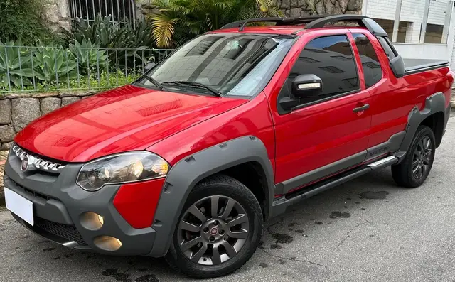 Carro Fiat Strada 2015 Adventure 1.8 16V (Flex) (Cabine Dupla)