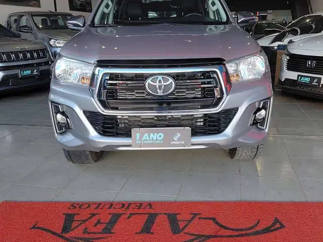 Carro Toyota Hilux Cabine Dupla 2019 Hilux 2.8 TDI SRV CD 4x4 (Aut)