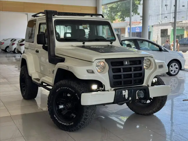 Carro Troller T4 2013 3.2