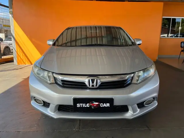Carro Honda Civic 2014 New  LXR 2.0 i-VTEC (Aut) (Flex)