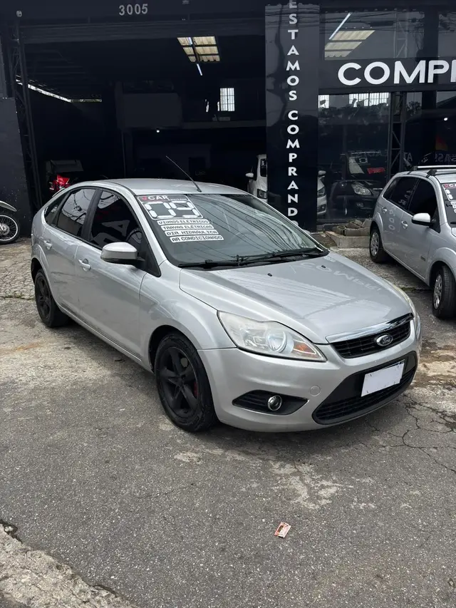 Carro Ford Focus Hatch 2009 GLX 2.0 16V Duratec