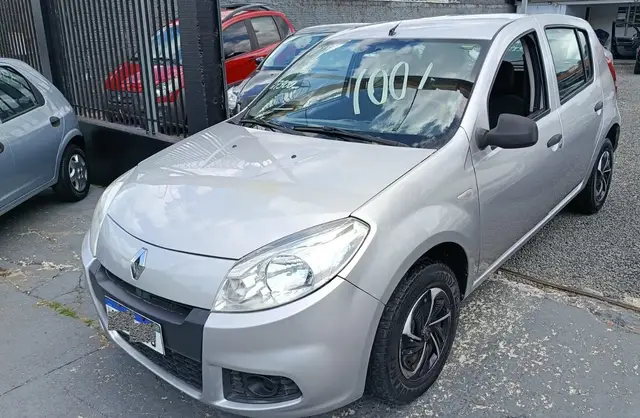 Carro Renault Sandero 2013 Authentique 1.0 16V (flex)