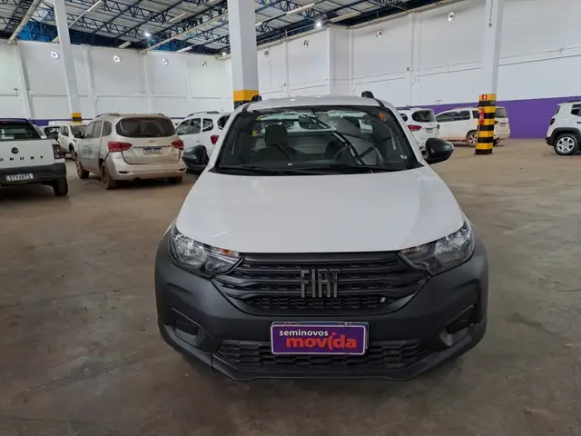 Carro Fiat Strada 2025 Endurance 1.3 Flex 8V CS