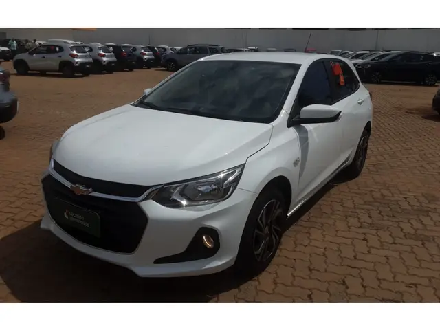 Carro Chevrolet Onix Plus 2025 LT 1.0