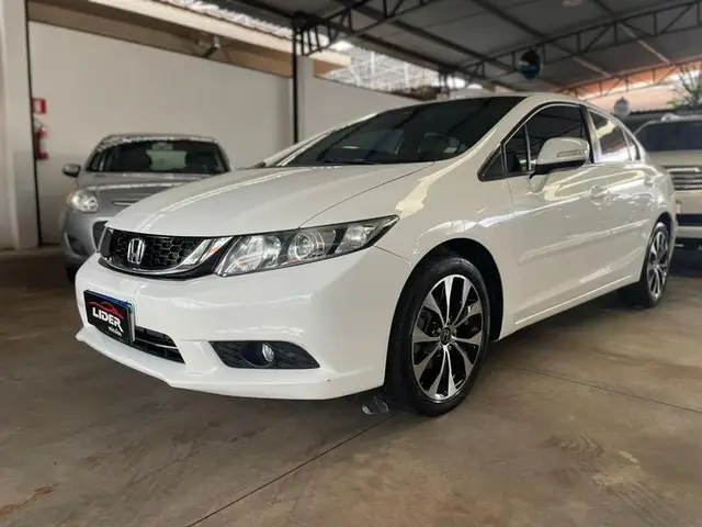Carro Honda Civic 2016 LXR 2.0 i-VTEC (Aut) (Flex)