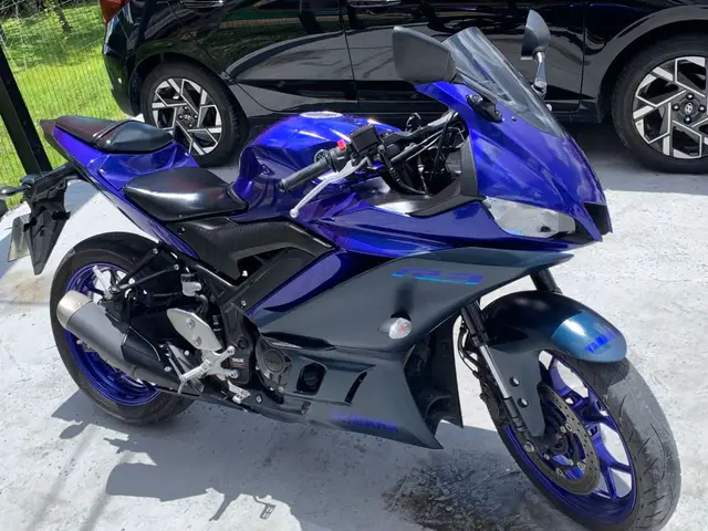 Moto Yamaha YZF R3 2024 ABS