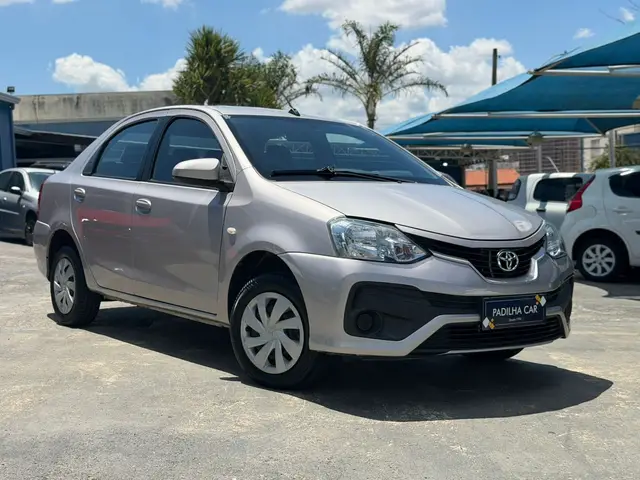 Carro Toyota Etios 2018 XS 1.5 (Aut) (Flex)