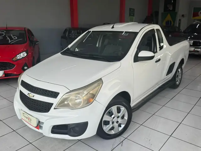Carro Chevrolet Montana 2015 LS 1.4 (Flex)