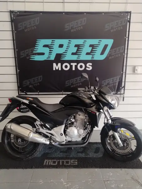 Moto Honda CB 300R 2013 Standard