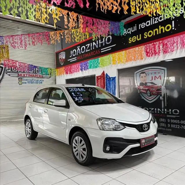 Carro Toyota Etios Sedan 2018 XS 1.5 (Flex)