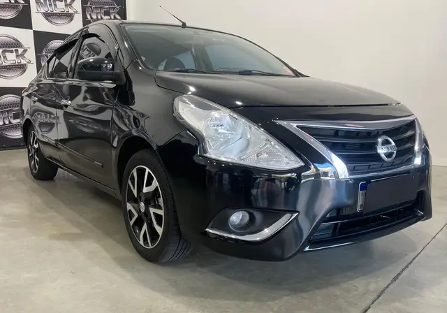 Carro Nissan Versa 2017 1.6 16V Unique CVT (Flex)