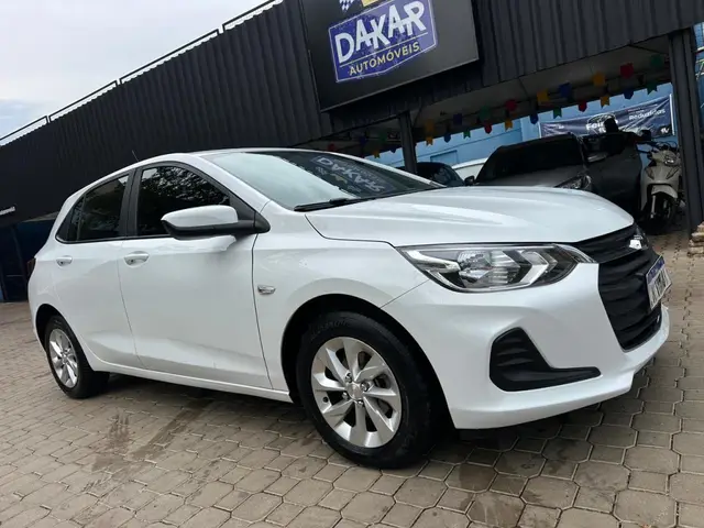 Carro Chevrolet Onix 2023 LT 1.0