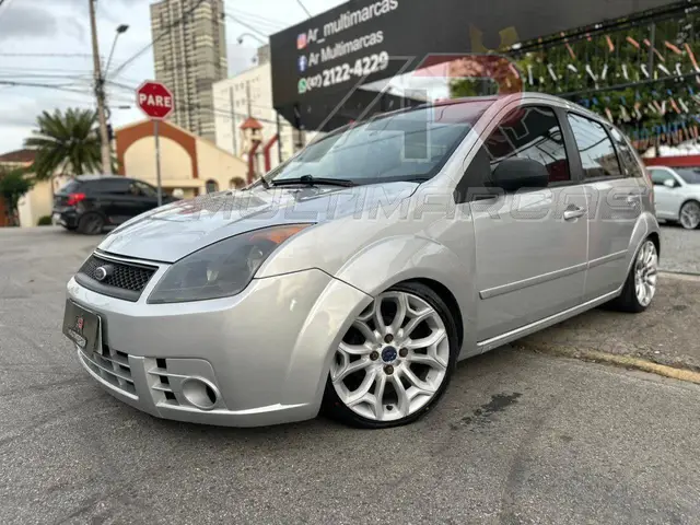 Carro Ford Fiesta Hatch 2008 1.0 (Flex)