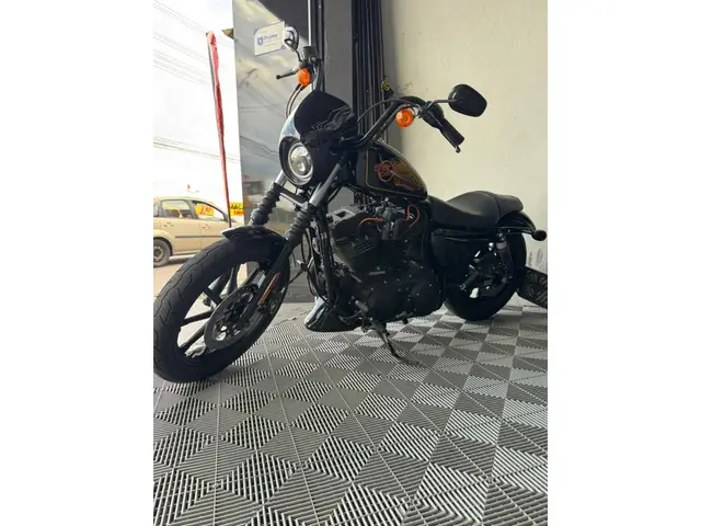 Moto Harley-Davidson XL 1200 2019 NS SPORTSTER IRON