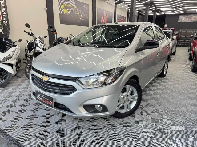 Carro Chevrolet Onix 2020 1.0 (Flex)