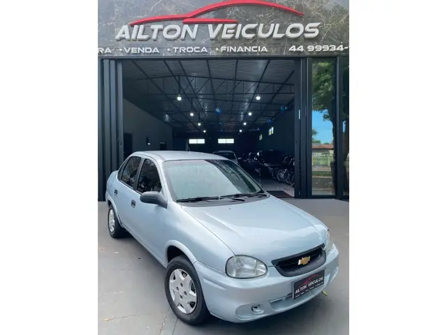 Carro Chevrolet Classic 2010 Life 1.0 VHCE (Flex)