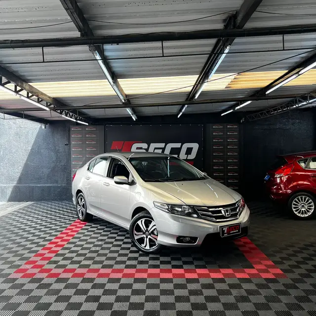 Carro Honda City 2013 DX 1.5 (Flex)