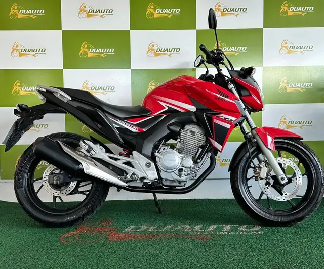 Moto Honda CB 250F Twister 2018 Standard