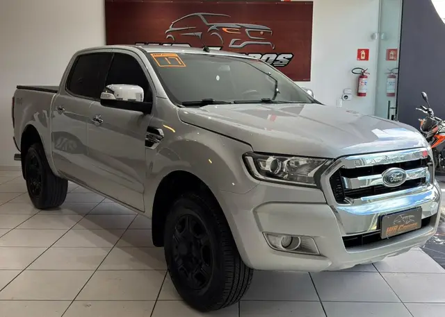 Carro Ford Ranger Cabine Dupla 2017 Ranger 3.2 XLT CD 4x4 (Aut)