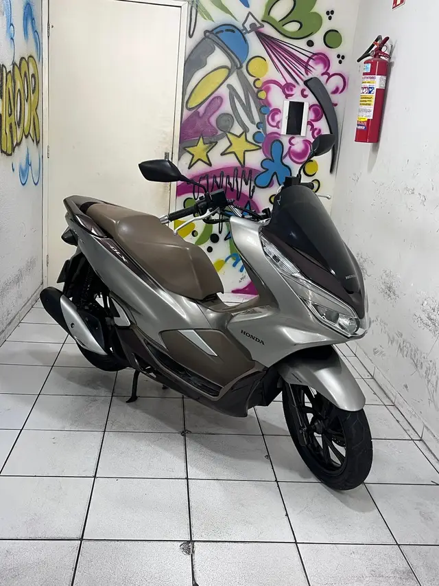 Moto Honda PCX 150 2022 DLX