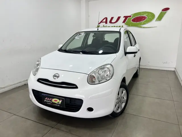 Carro Nissan March 2012 1.0 16V S (Flex)