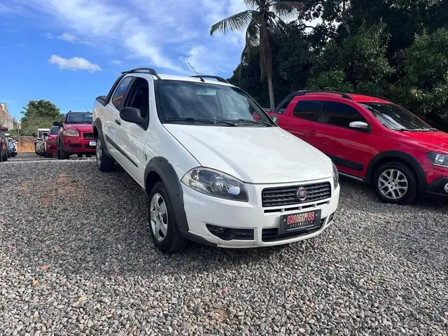 Carro Fiat Strada 2013 Working 1.4 (Flex) (Cabine Dupla)