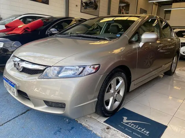Carro Honda Civic 2010 New  LXS 1.8 16V (Flex)