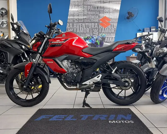 Moto Yamaha Fazer FZ15 2023 ABS