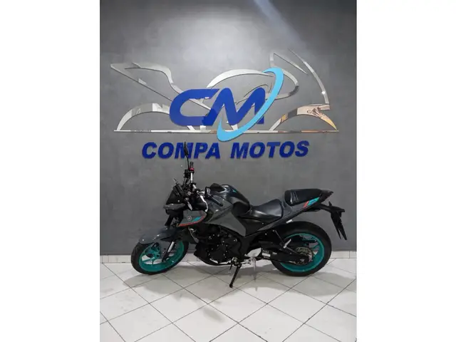Moto Yamaha MT-03 2024 ABS