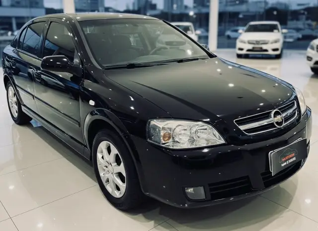 Carro Chevrolet Astra Hatch 2011 Advantage 2.0 (Flex)