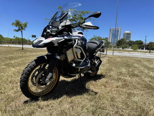 Moto BMW R 1250 GS 2024 Adventure Premium Trophy