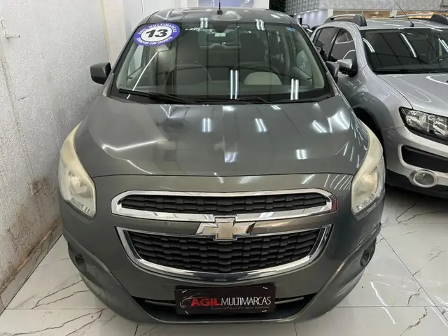 Carro Chevrolet Spin 2013 LT 5S 1.8 (Flex)