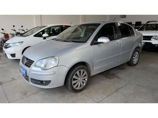 Carro Volkswagen Polo Sedan 2012 Comfortline 1.6 8V (Flex)