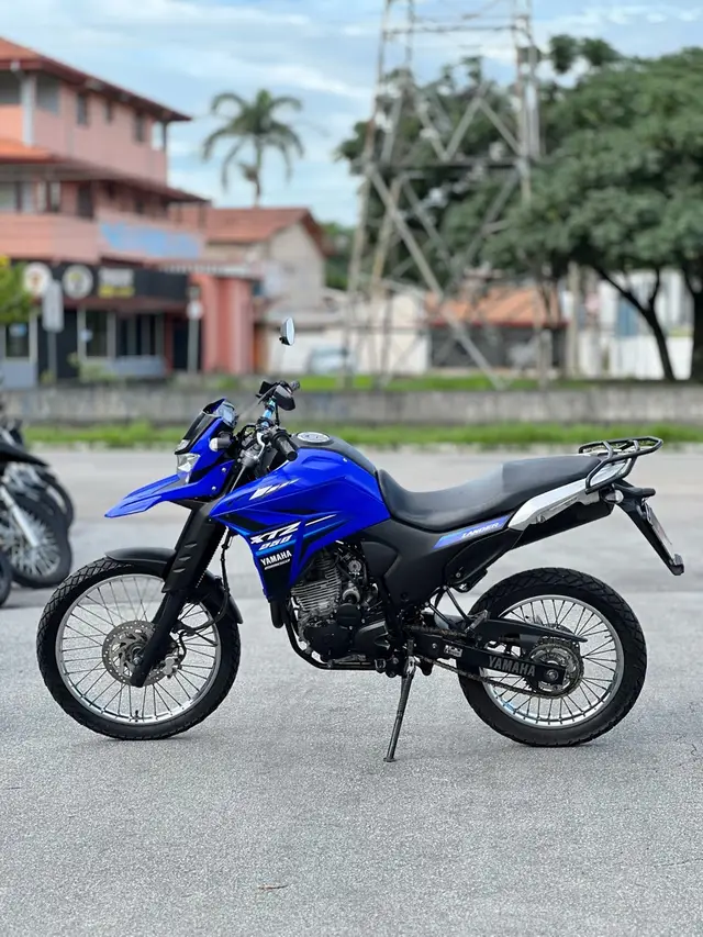 Moto Yamaha XTZ 250 Lander 2023 ABS
