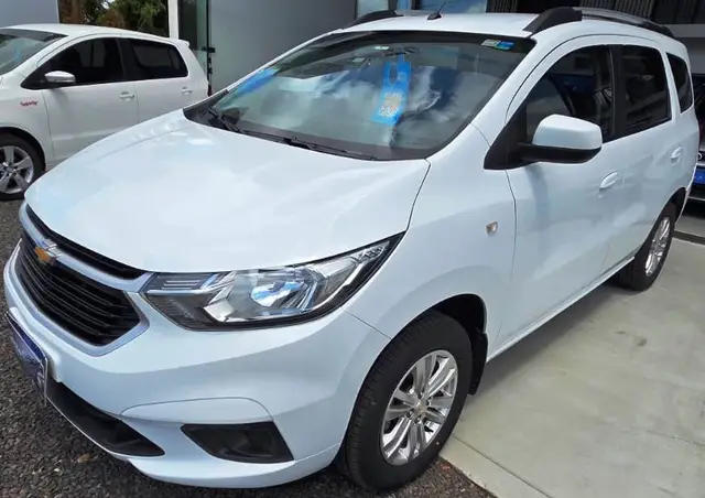 Carro Chevrolet Spin 2024 LT 1.8 (Aut.)