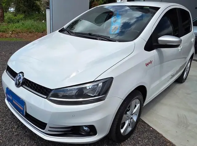 Carro Volkswagen Fox 2016 1.6 MSI Rock in Rio (Flex)