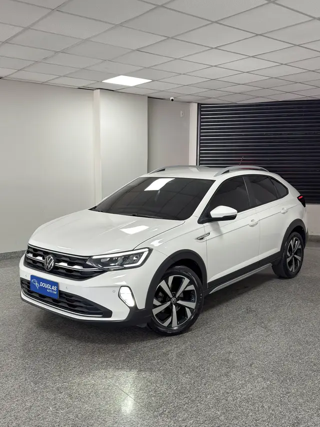 Carro Volkswagen Nivus 2023 Highline 200 TSI