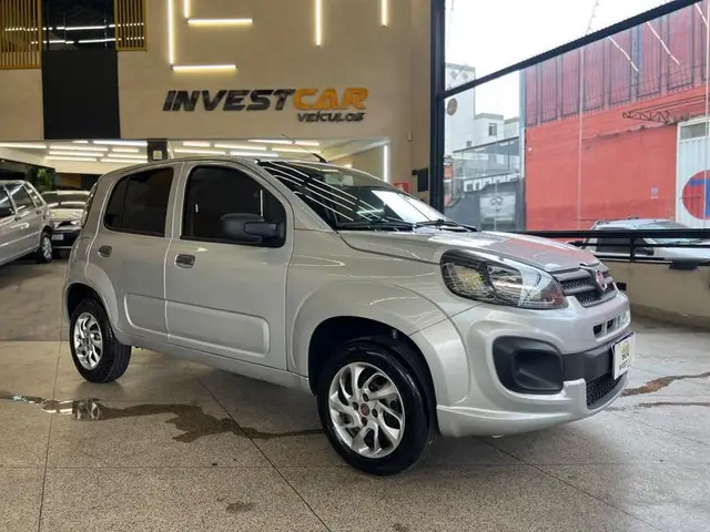 Carro Fiat Uno 2019 Attractive 1.0 8V (Flex) 4p