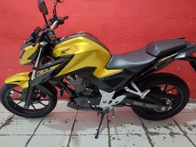 Moto Honda CB 300F Twister 2024 Standard