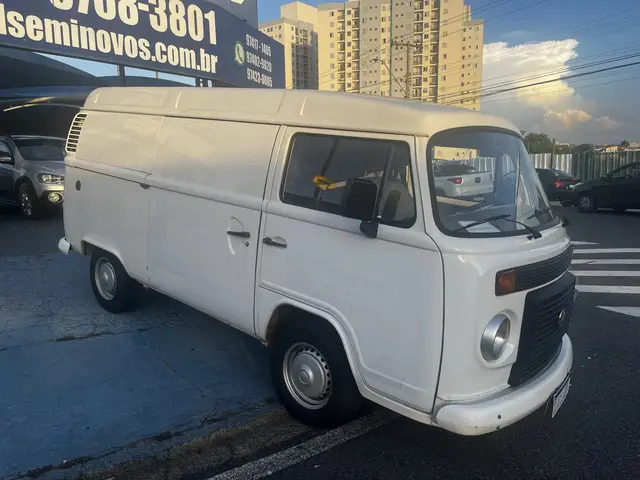 Carro Volkswagen Kombi Furgão 2009 1.4 (Flex)