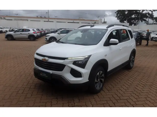 Carro Chevrolet Spin 2025 Premier 1.8 (Aut.)