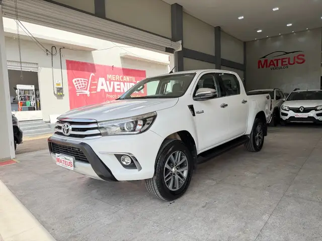Carro Toyota Hilux Cabine Dupla 2018 Hilux 2.8 TDI SRX CD 4x4 (Aut)